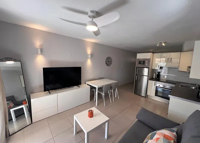 Seafront Royal Garden The View Apartman *