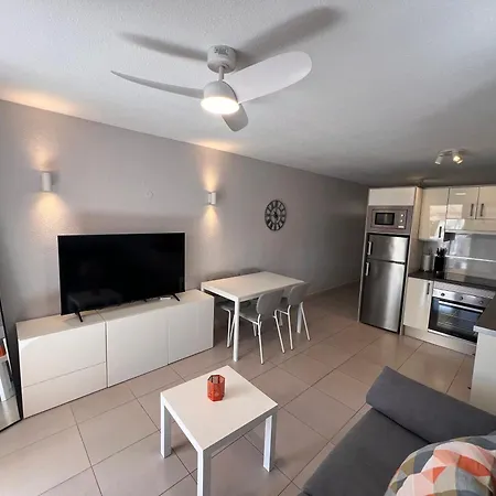 Seafront Royal Garden The View Apartman *